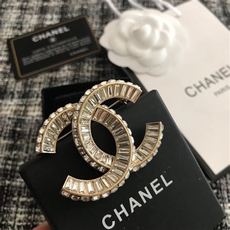 wholesale chanel brooches|More.